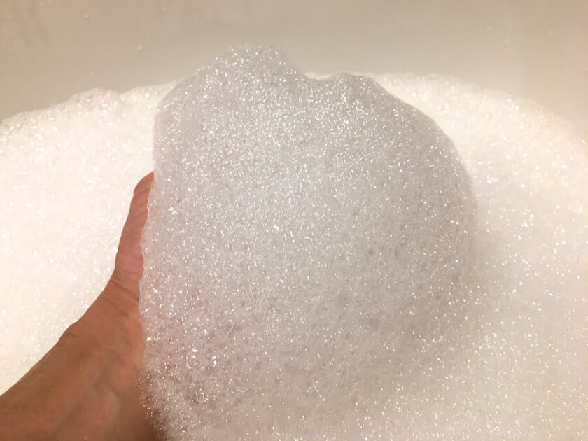バブルバスのきめの細かい泡