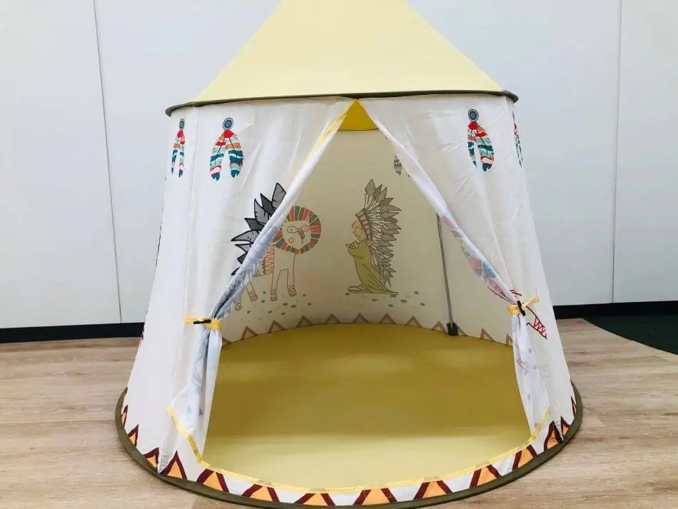 大型遊具のサブスク『サークルトイズ』でレンタル可能な遊具 インディアン子供テント（ホワイト）